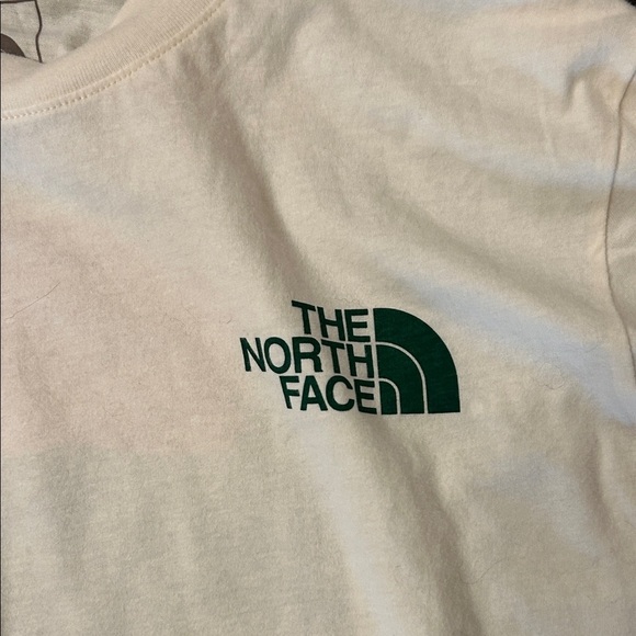 The North Face Off-White Long Sleeve Tee with Scenic Graphic - Picture 4 of 5